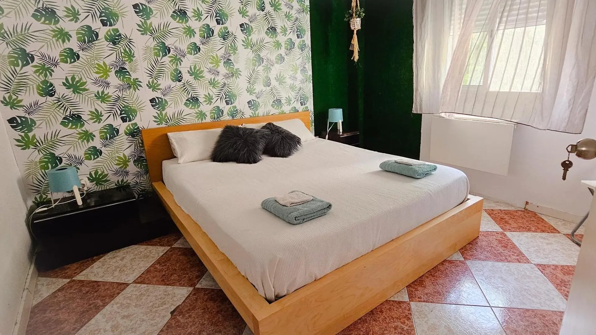 Amplia Vivienda A Un Paso Del Centro De Cadiz Apartment El Trocadero