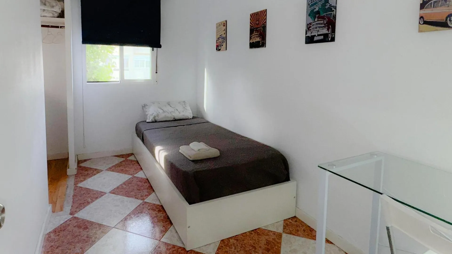 Amplia Vivienda A Un Paso Del Centro De Cadiz Apartment El Trocadero Spain