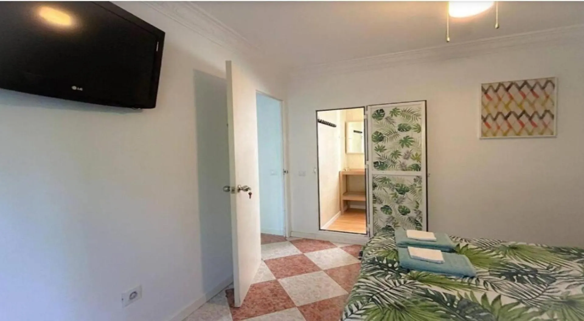 Amplia Vivienda A Un Paso Del Centro De Cadiz Apartment El Trocadero 0*,